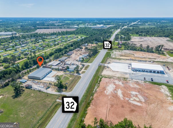 3793 Ga Highway 32 W, Douglas, GA 31533