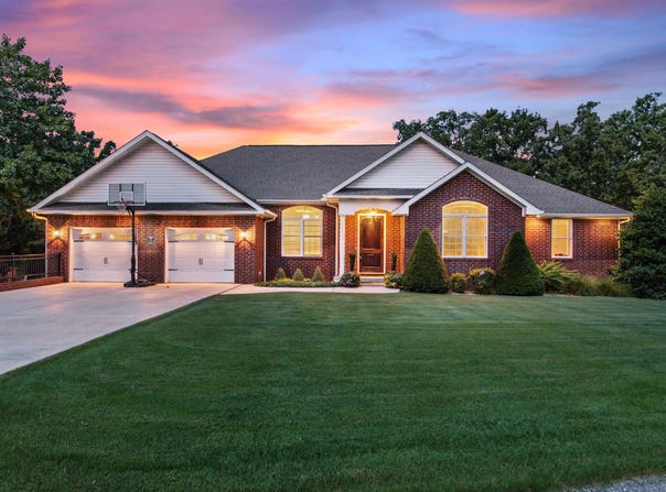 2027 SHADOW OAK DRIVE, Mountain Home, AR 72653