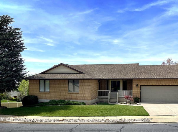 1959 N 150 E, Centerville, UT 84014