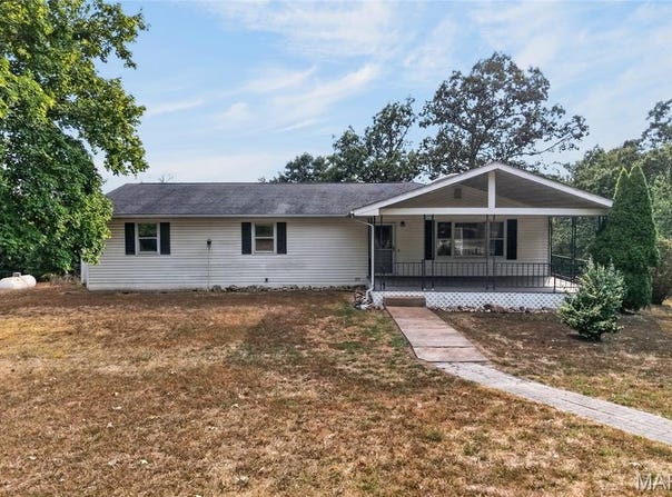 26217 Silver Lane, Waynesville, MO 65583