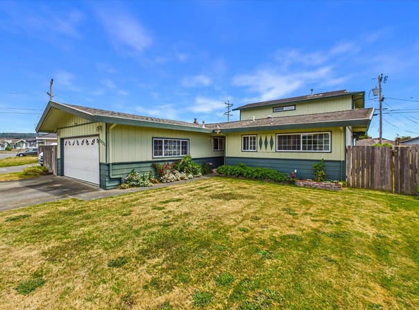 2025 11th Street, Arcata, CA 95521