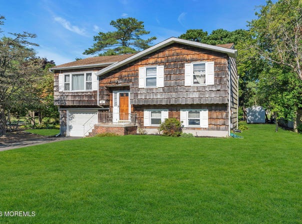 462 Cornell Drive, Brick, NJ 08723