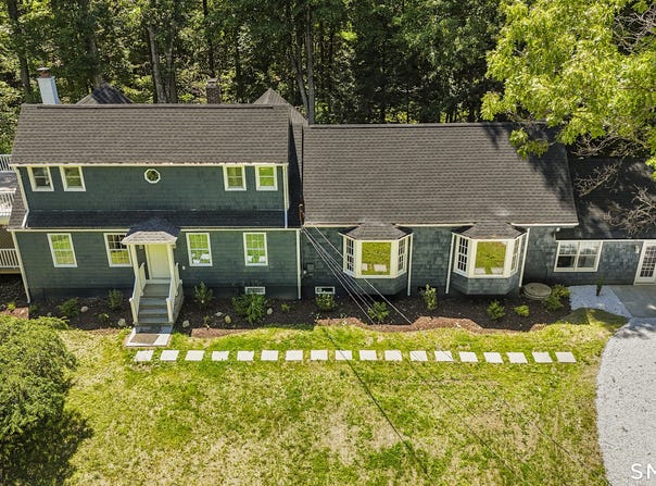 33 Old Stagecoach Road, Redding, CT 06896