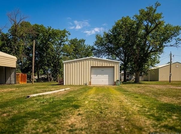 454 W Lakeview Avenue, Vinita, OK 74301
