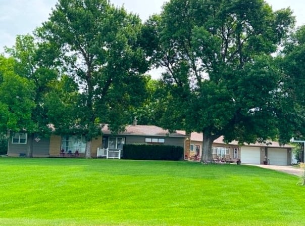 84964 524 Ave., Neligh, NE 68756