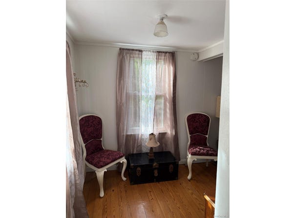 32 Casey Lane, Wurtsboro, NY 12790