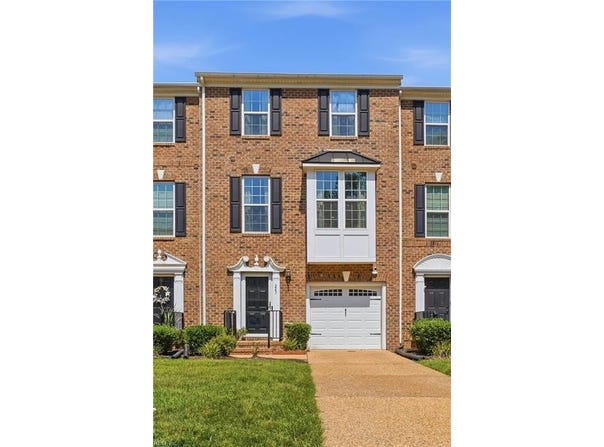315 W Constance Road, Suffolk, VA 23434