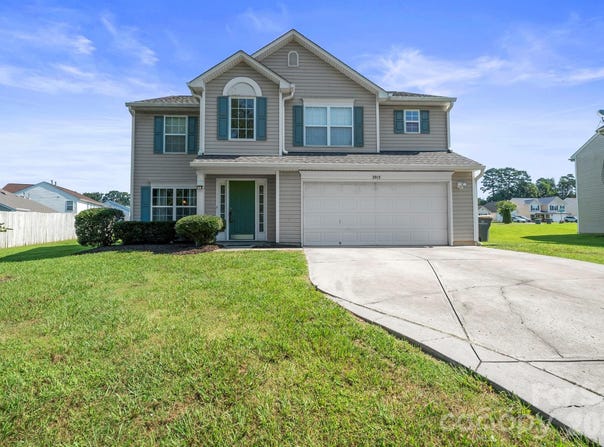 2015 Mallard Pointe Drive, Kannapolis, NC 28083