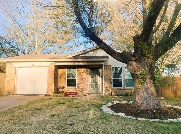 1123 Saturn Drive, Cedar Hill, TX 75104