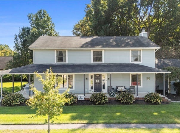 1205 Surfside Circle, Aurora, OH 44202