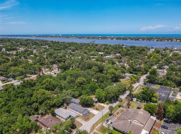 169 LINCOLN AVENUE, ORMOND BEACH, FL 32174