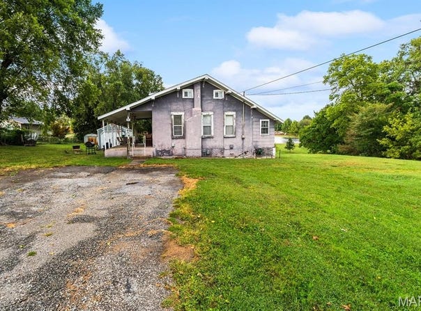 221 S Second Street, O'Fallon, IL 62269