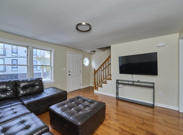 9 Wrentham St, Boston, MA 02124