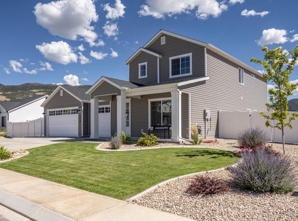 1118 E 4240 N, Enoch, UT 84721