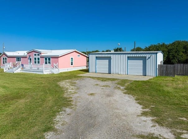 1140 W Beasley, Aransas Pass, TX 78336