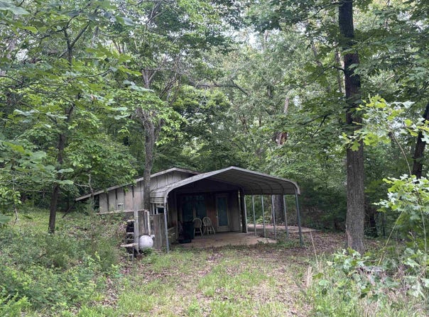 124 Bluffs Drive, Mountain View, AR 72560