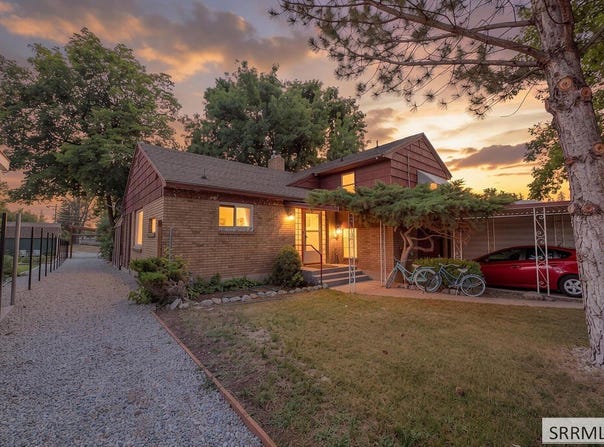 130 S 1st E, Preston, ID 83263