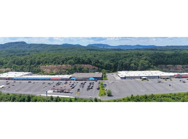 Pine Knoll Drive, Oak Hill, WV 25901