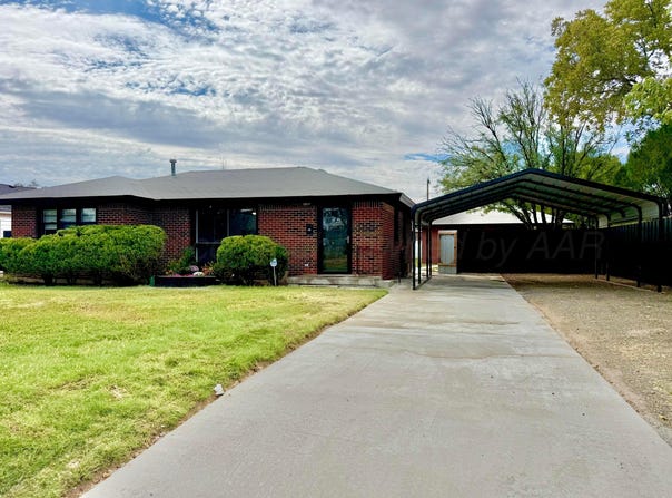 502 8th Avenue, Canyon, TX 79015