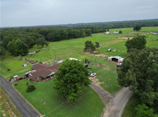 142 Denham Road, Morrilton, AR 72110