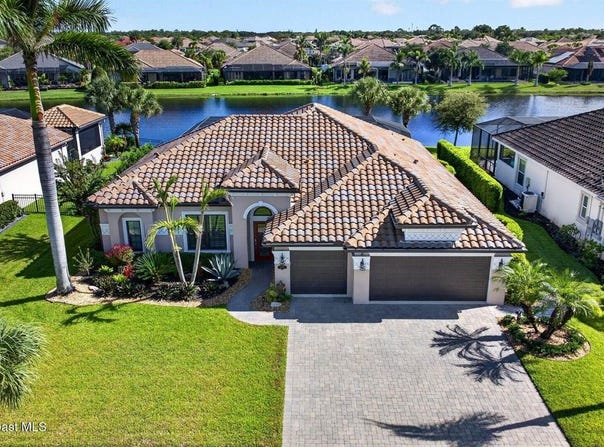 5327 Kirkwall Circle, Melbourne, FL 32940