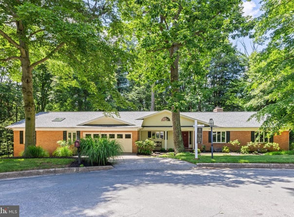 1302 WOODSHOLE Road, BALTIMORE, MD 21286