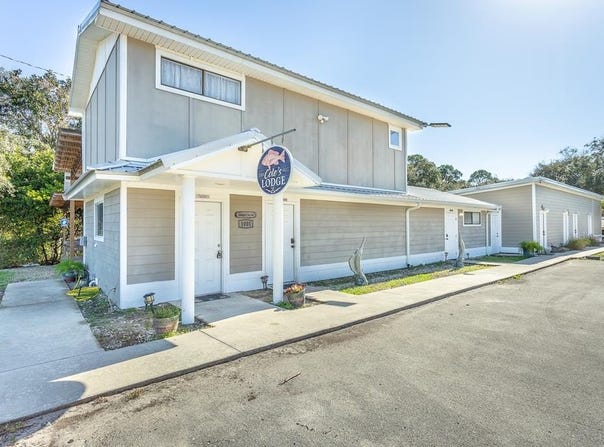 1001 Hwy 98 E, Carrabelle, FL 32322