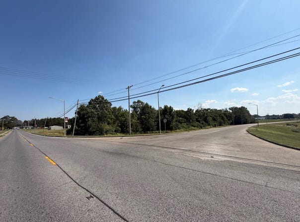 1505 Oak St, Carmi, IL 62821