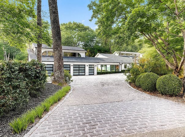 370 Stephen Hands Path, East Hampton, NY 11937