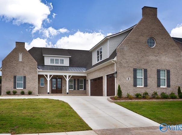 1 Devereux Place, Gurley, AL 35748