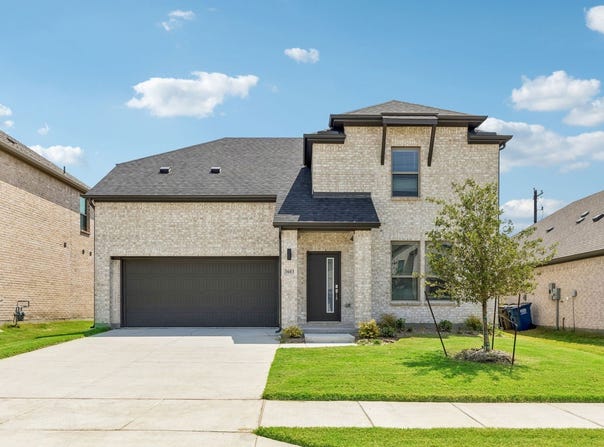 832 Rockcloud Drive, Fort Worth, TX 76052