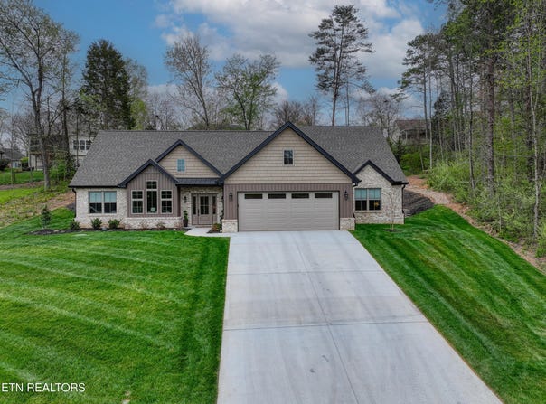 224 Seminole Circle, Loudon, TN 37774