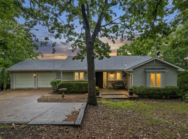 46 Acoma Drive, Branson West, MO 65737