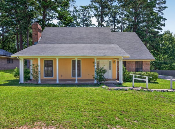 121 Deer Lane, Mansfield, LA 71052
