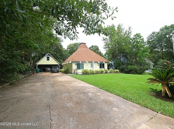 6837 Hilo Street, Diamondhead, MS 39525