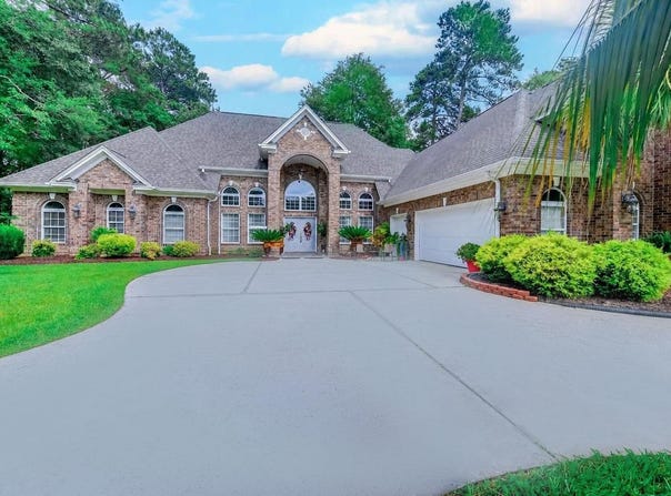 1031 Bear Lake Dr., Longs, SC 29568