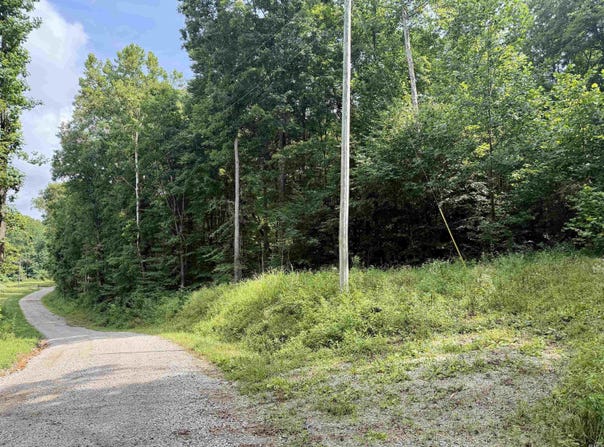 off Candlestick Road, Bristow, IN 47515