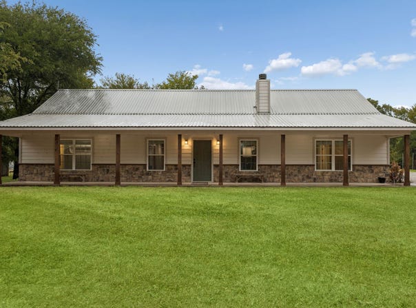 1382 Rogers Road, Newark, TX 76071