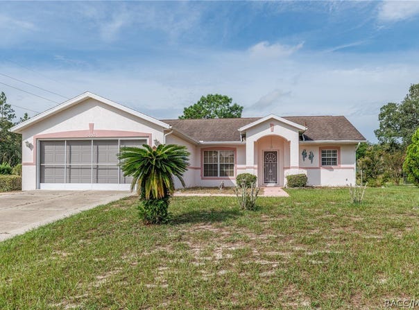 5085 W Sago Palm Court, Lecanto, FL 34461
