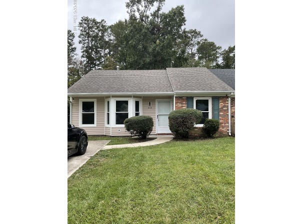 2113 Rolling Ridge Drive, Midway Park, NC 28544