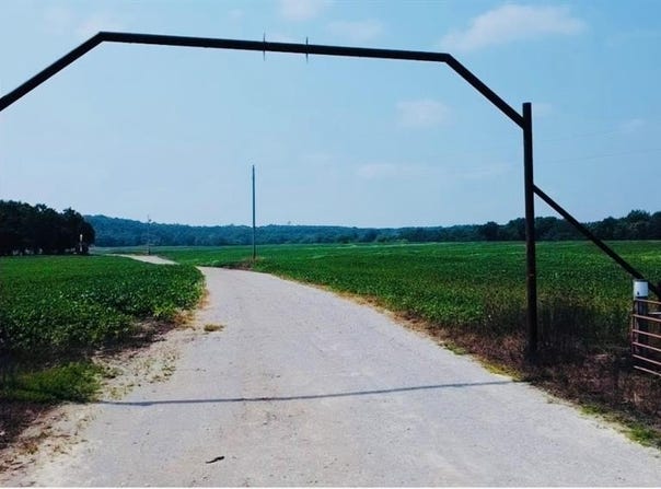 4159 NW State Route FF Highway, Adrian, MO 64730