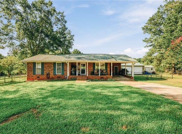 303 Meadow Drive, Seneca, SC 29678