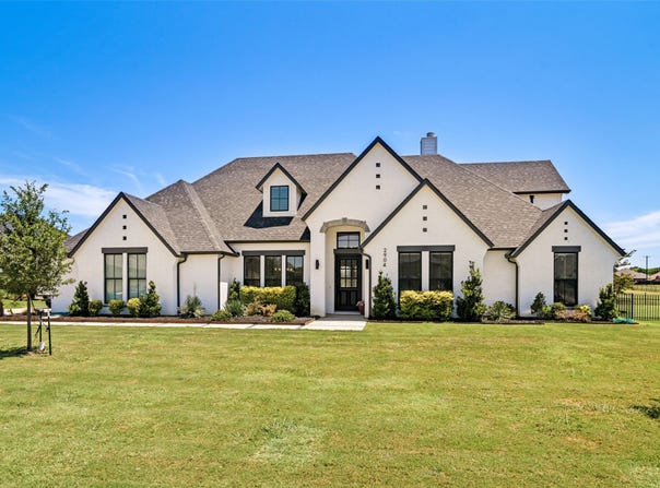 2904 Terrytown, Ennis, TX 75119