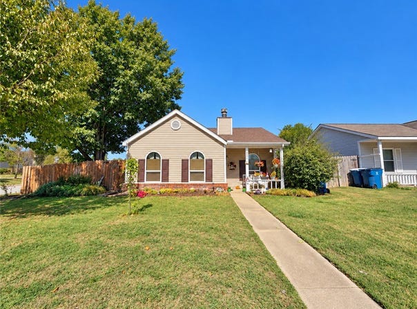 201 SE 18th Street, Bentonville, AR 72712