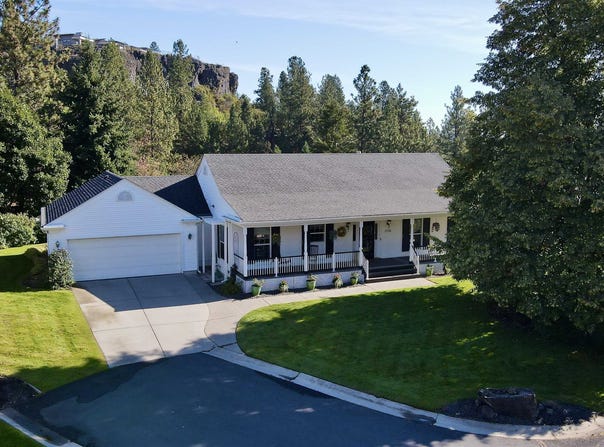 1706 W Wedgewood Ln, Spokane, WA 99208