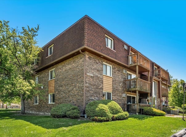 19360 Wolf Road, Mokena, IL 60448