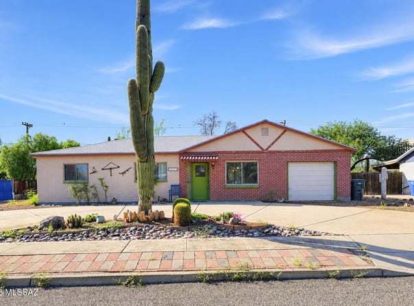 4510 E 9th Street, Tucson, AZ 85711