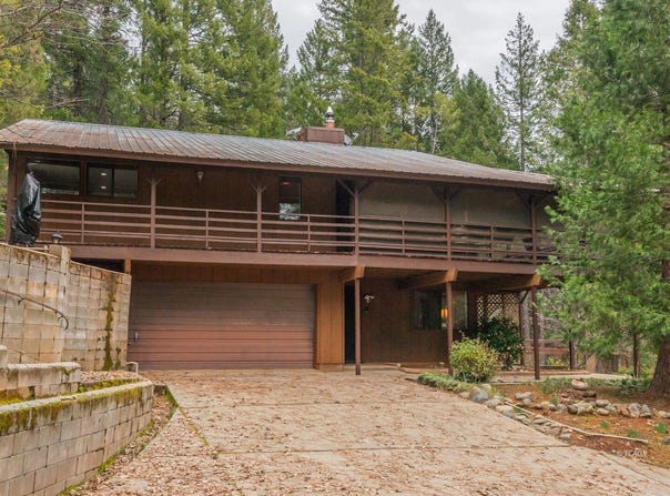 399 & 410 Lake Forest Drive, Trinity Center, CA 96091