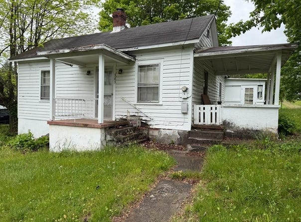 357 Washington Street, ALDERSON, WV 24910