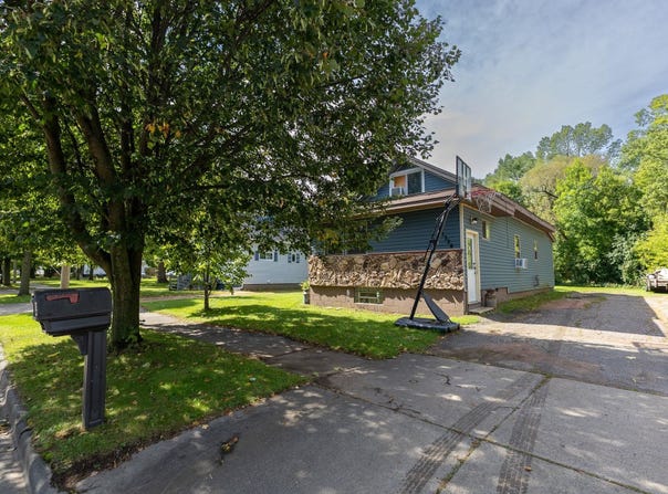 1324 S 3RD AVENUE, Wausau, WI 54401